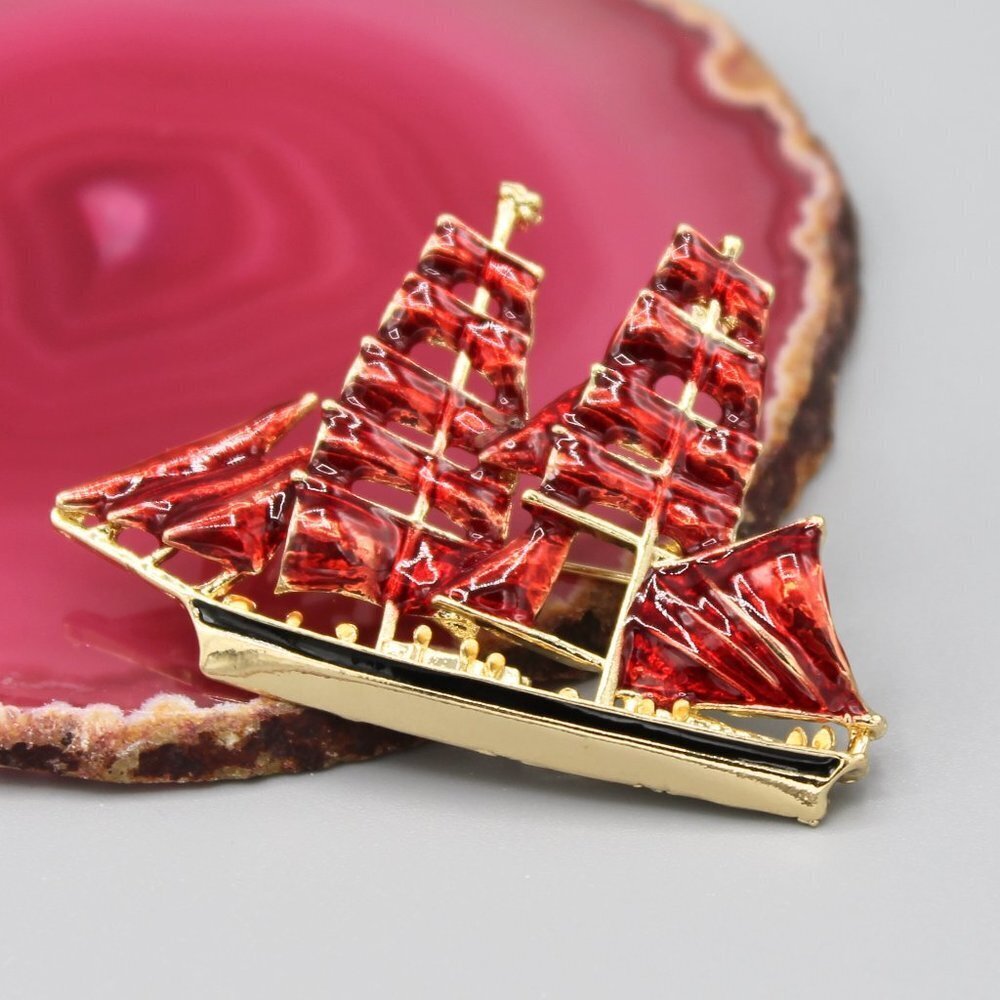 Jewelry pin brooch hip sailboat red yellow gold tone travel adventure fashion